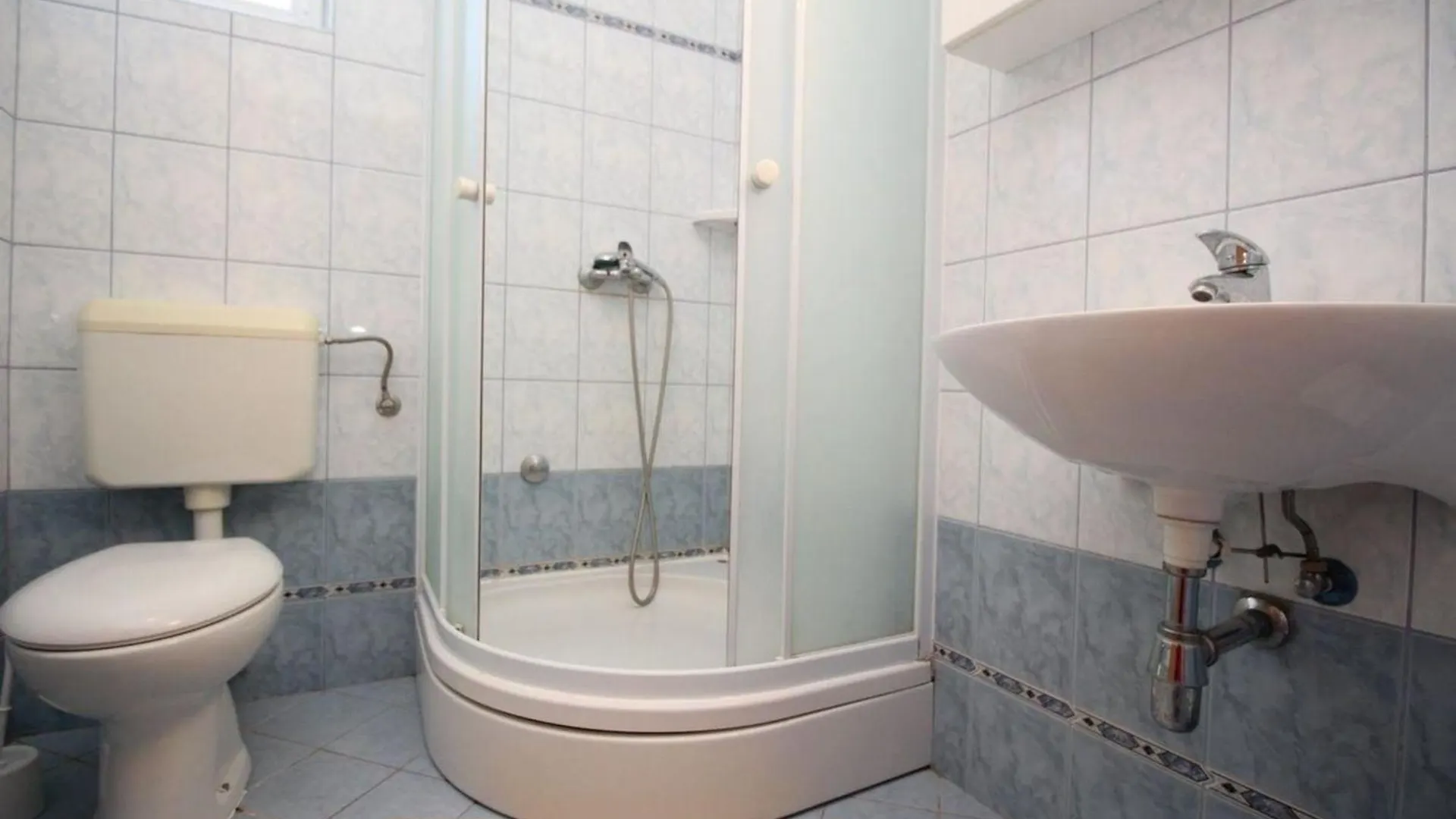 Apartment Wohnung In Baska Mit Eigenem Balkon - B59585