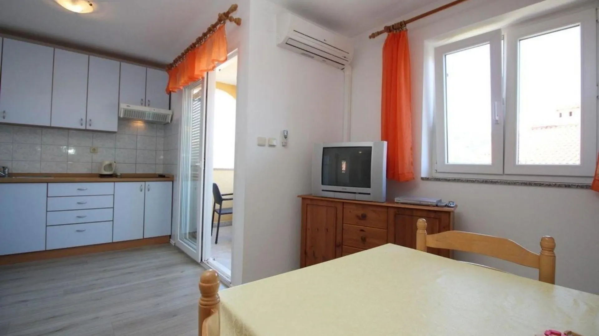 Wohnung In Baska Mit Eigenem Balkon - B59585 Apartment