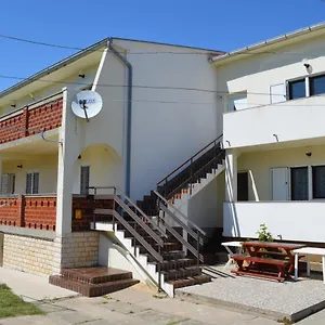  Apartman Aneva
